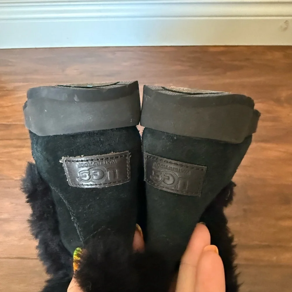 NWOT UGG Sundance II Shearling Waterproof Tall Boots-Size 5